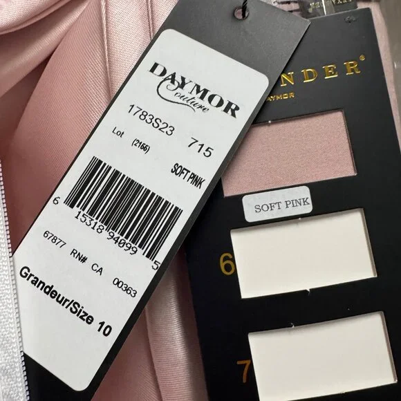 Alexander by Daymor Gown - Size 10 - Picture 3 of 8